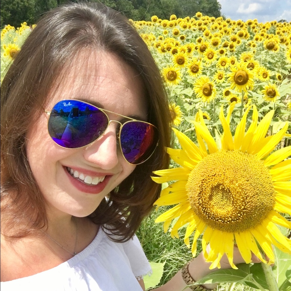 Meet your Posher, Amber